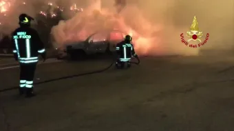 INCENDIO AUTOVETTURA