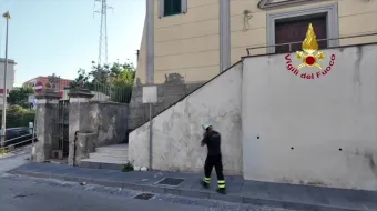 NAPOLI - CAMPI FLEGREI,DAL 31 LUGLIO 1.600 INTERVENTI DEI VIGILI DEL FUOCO CONNESSI AL TERREMOTO