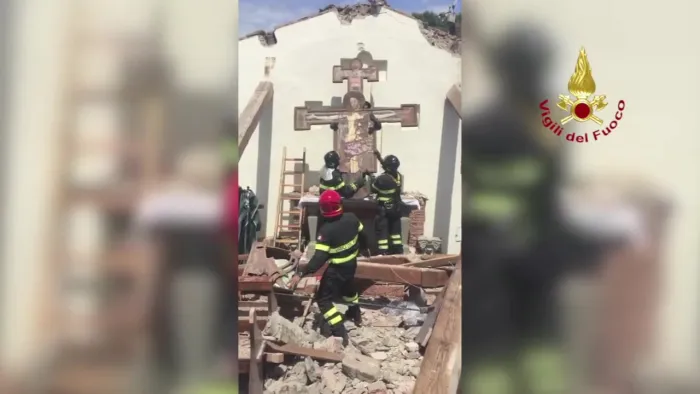 VICOPISANO (PI) LOC. SAN GIOVANNI ALLA VENA - ESPLOSIONE PRESSO CHIESA DEL CASTELLARE