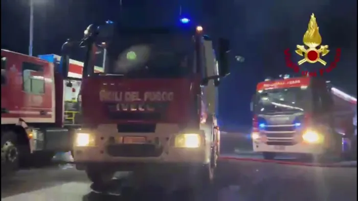 INCENDIO AUTORIMESSA NEL SAVONESE