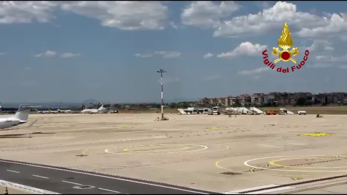INCENDI BOSCHIVI IN PORTOGALLO: DECOLLATI DUE CANADAIR DALL'ITALIA